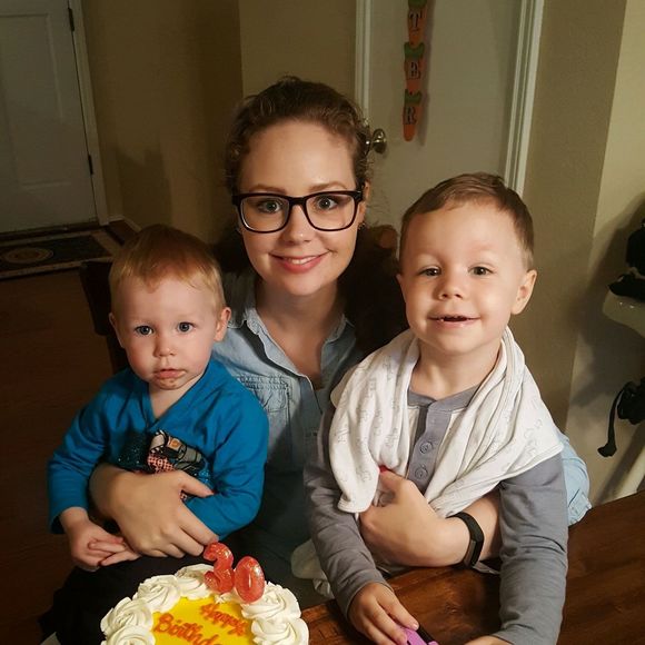 Meet your Posher, Jenni - Picture 1 of 1